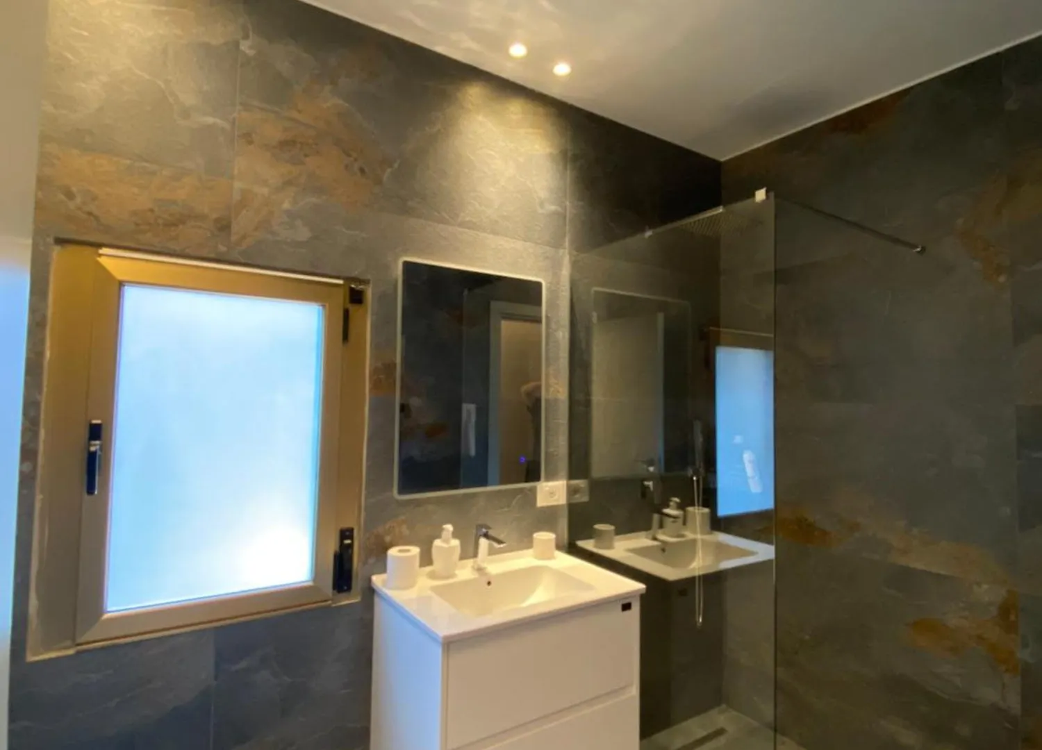 Tirana Central Rooms Pazari Guest house